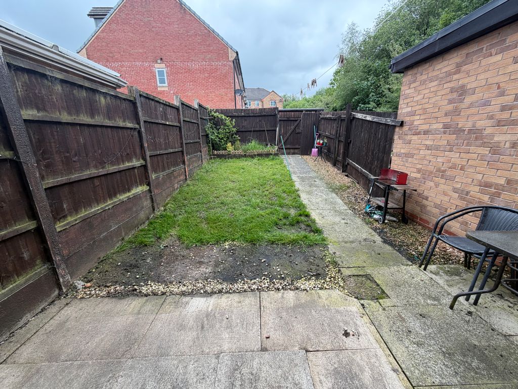 Property photo 2 of 18