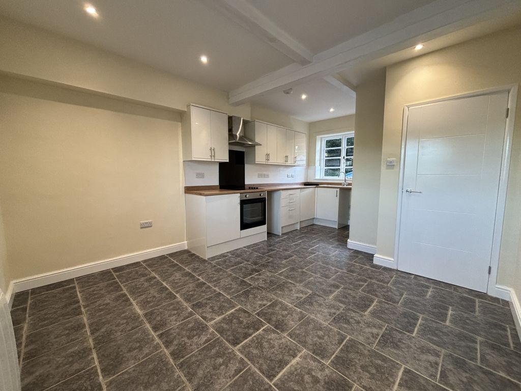 Property photo 3 of 12 Img_4808