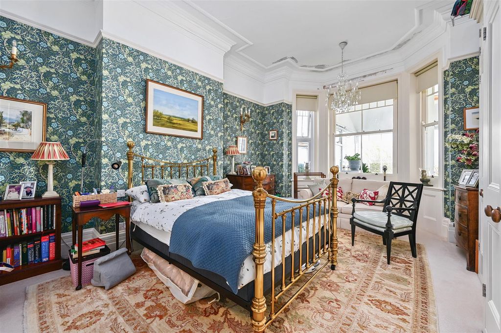 Property photo 2 of 25 1 The Links Tn40 (2).Jpg