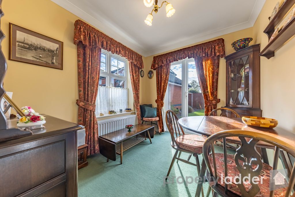 Property photo 3 of 18 Pl-9