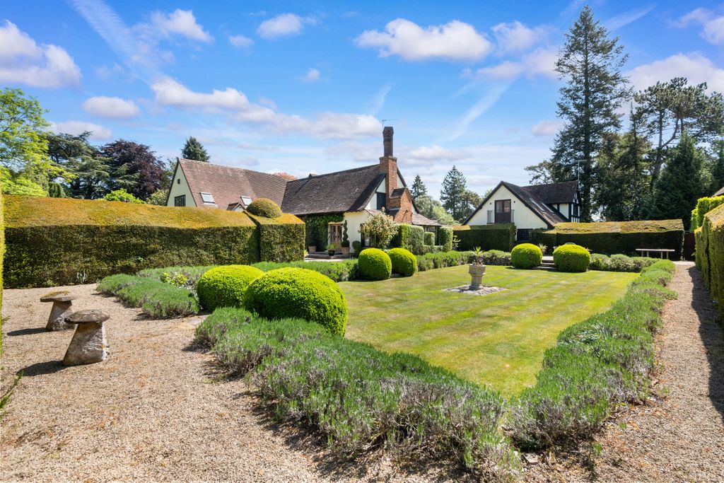 Additional image 4 of 7 bed detached house for saleTiddington Road, Stratford-Upon-Avon CV37