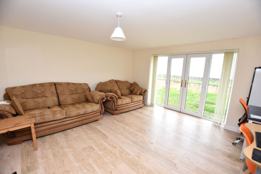 Property photo 2 of 24