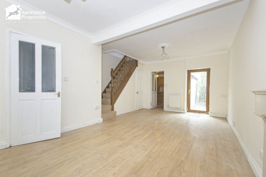 Property photo 3 of 10 Image 2