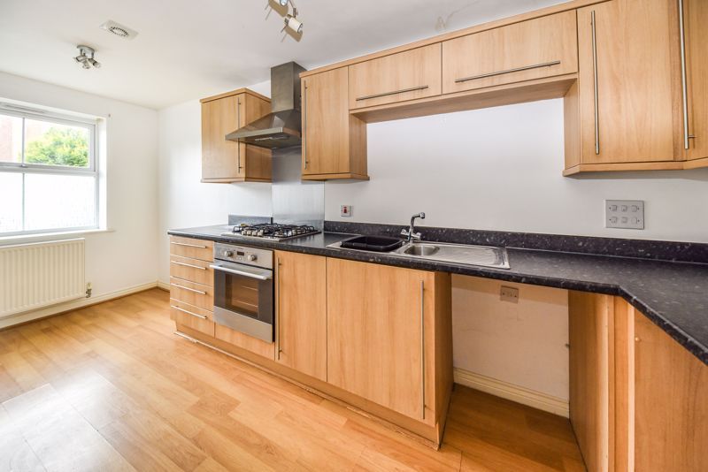 Property photo 3 of 12 Photo 2