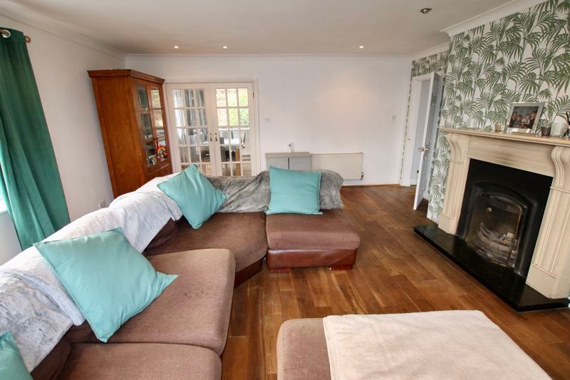 Property photo 3 of 13 Sunnyside Bungalow