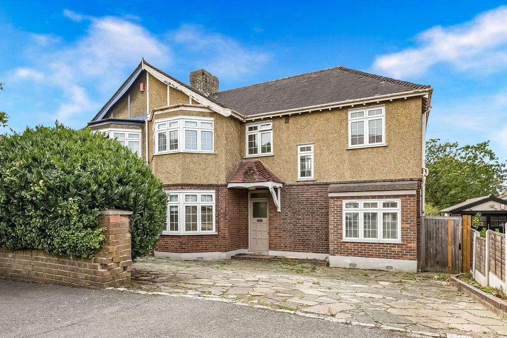 Property photo 1 of 29