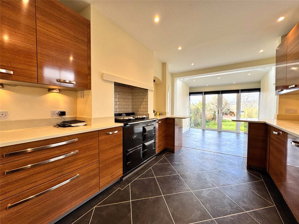 Property photo 3 of 20 Picture No. 51