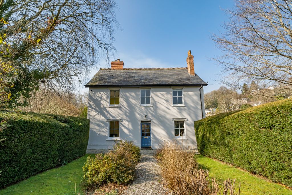 Property photo 1 of 26 Front