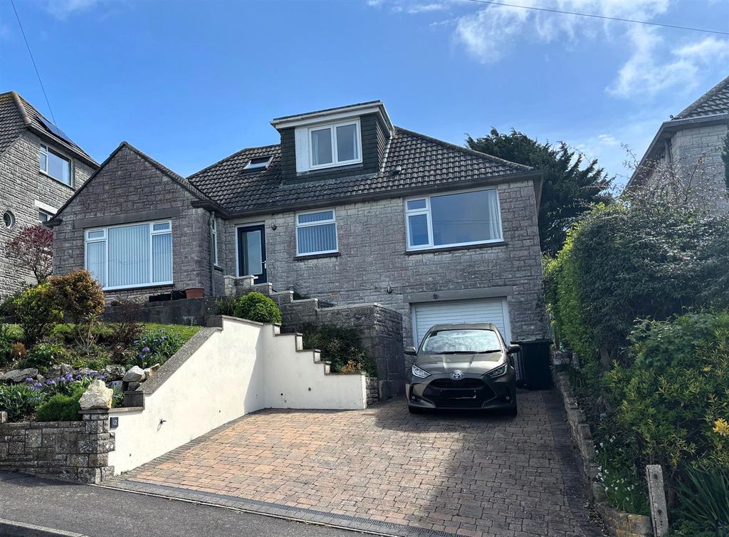 Property photo 1 of 25 Front Image 4.Jpg