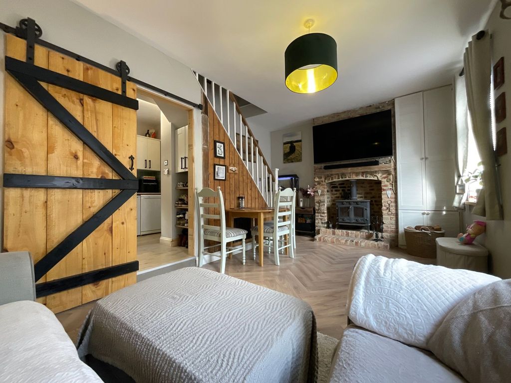 Property photo 2 of 24