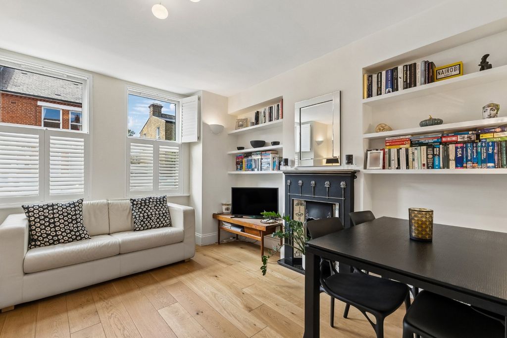 Property photo 1 of 16