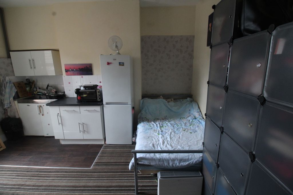 Property photo 2 of 6 Img_8492.Jpg