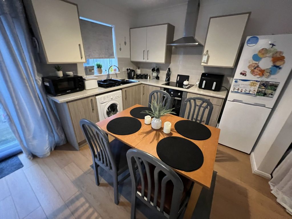 Property photo 3 of 7 Img_2023
