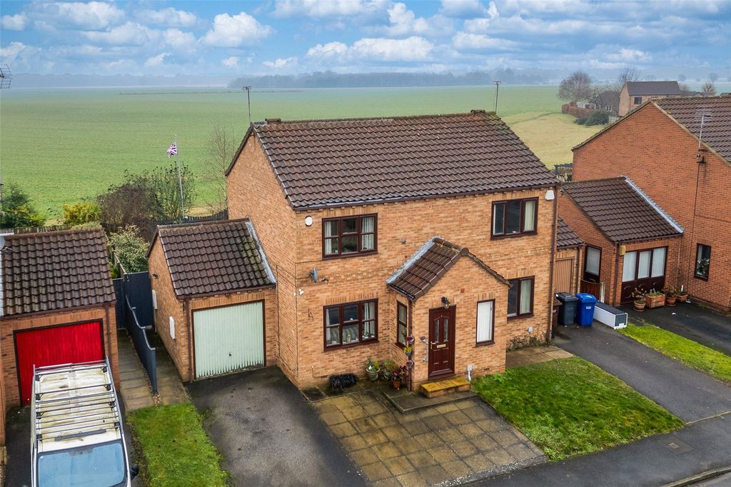 Property photo 1 of 26 Picture No. 09