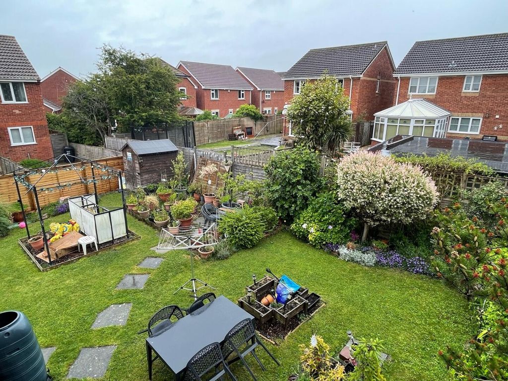 Property photo 2 of 18 Rear Garden