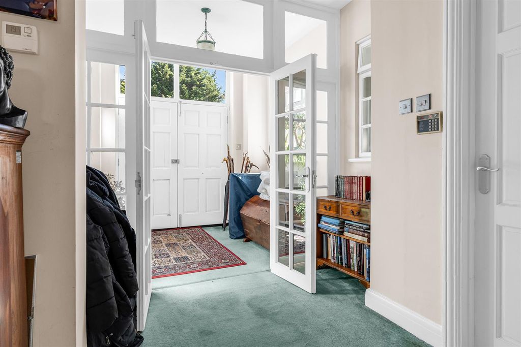 Property photo 3 of 22 Internal-3.Jpg