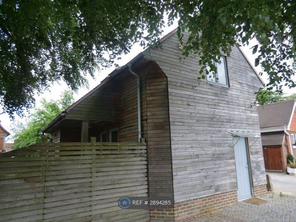Property photo 2 of 6