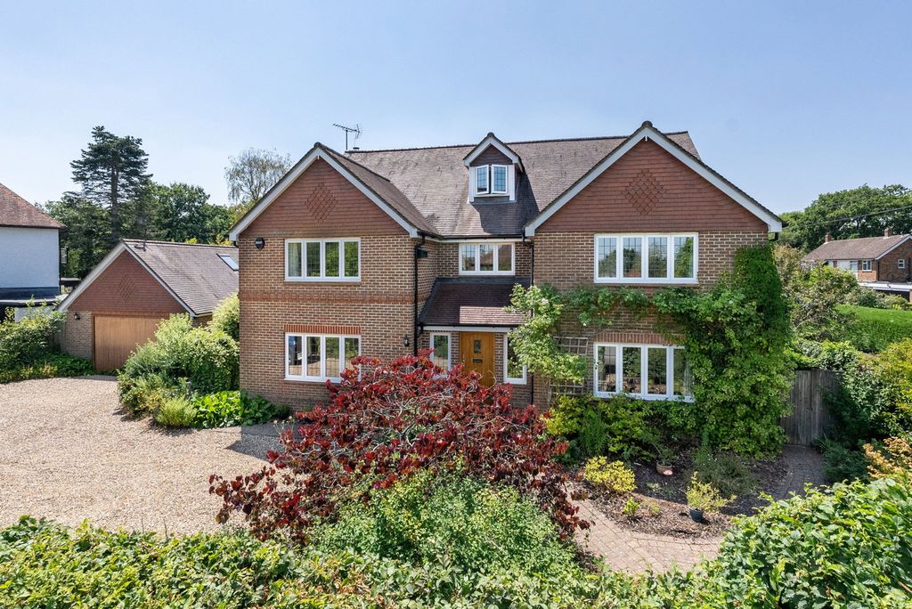 Property photo 1 of 30