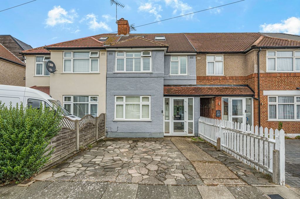 Property photo 1 of 19