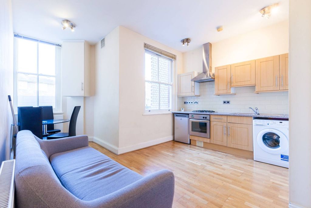 Property photo 2 of 5