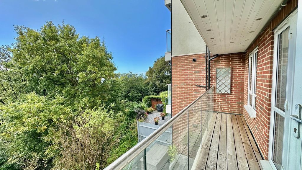 Property photo 3 of 22