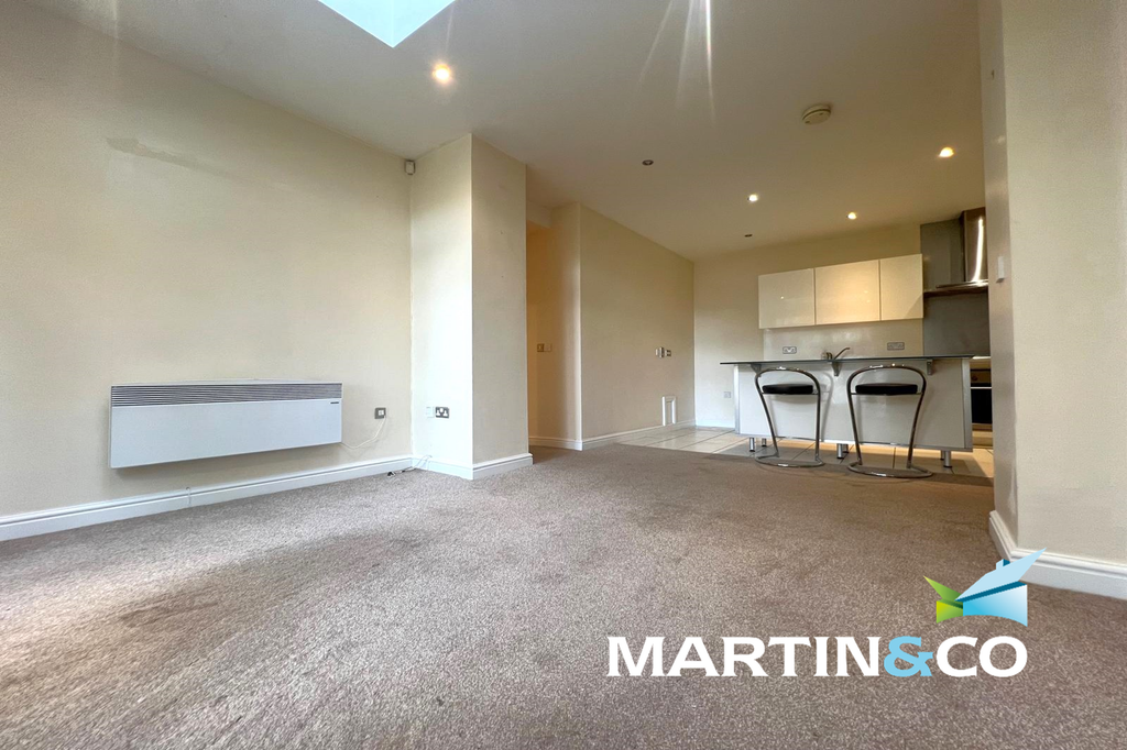 Property photo 3 of 14 Picture6