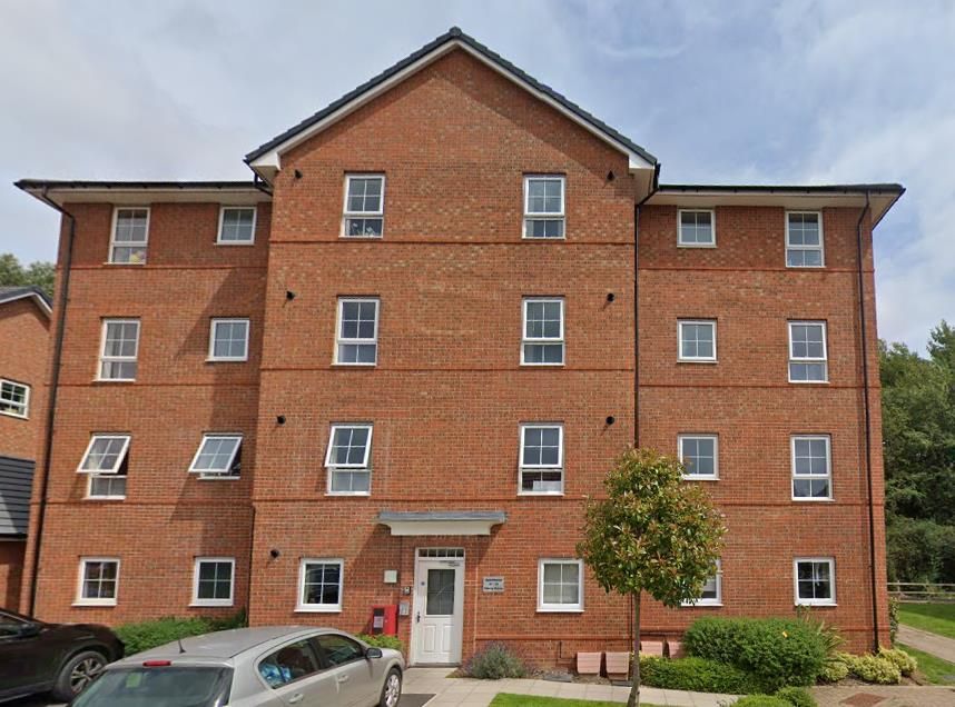 Property photo 1 of 10 Front