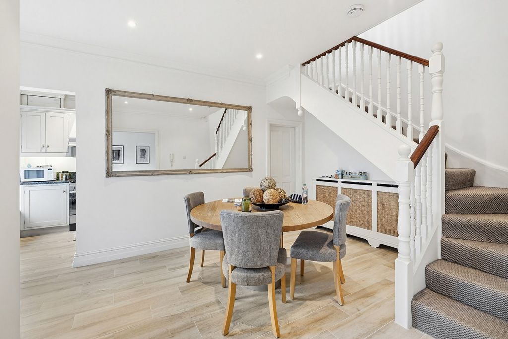 Property photo 3 of 14 Picture No. 05