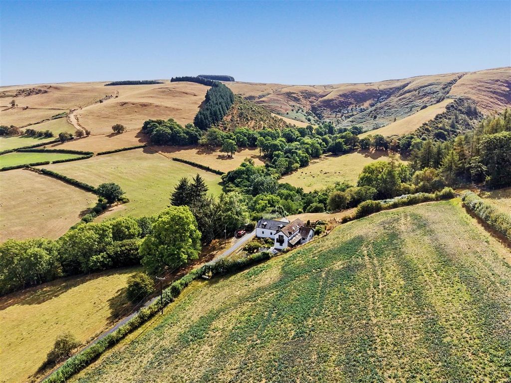 Property photo 2 of 34 Dji_Fly_20260820_111136_0309_1787221857005_Photo.J