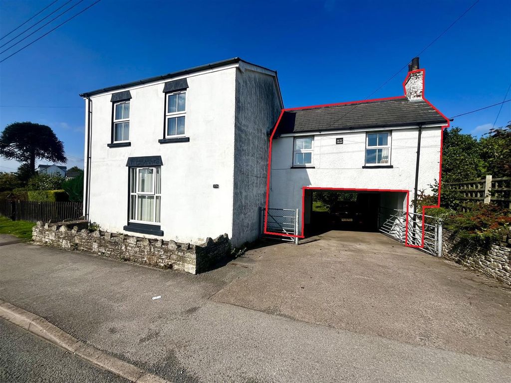 Property photo 1 of 8
