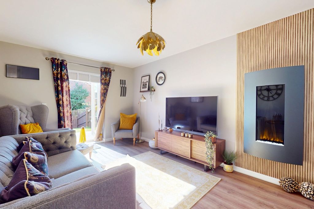 Property photo 3 of 24 5005812