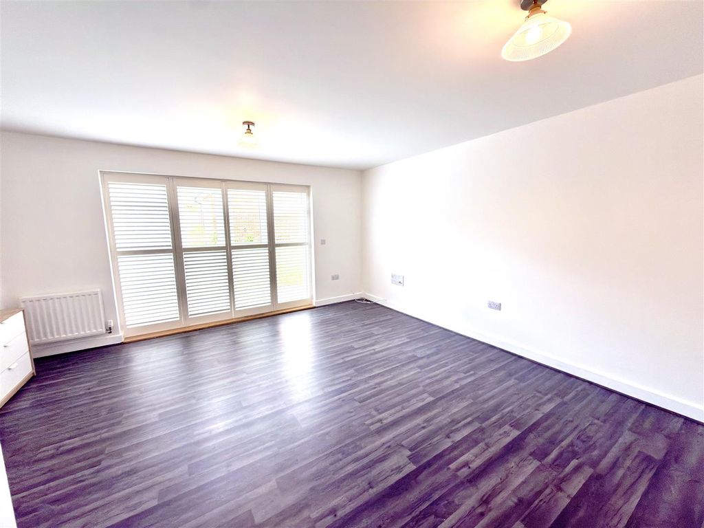 Property photo 3 of 13 Img_7460(1).Jpg