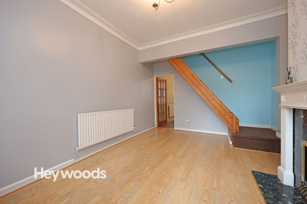 Property photo 3 of 18 0F1A1570
