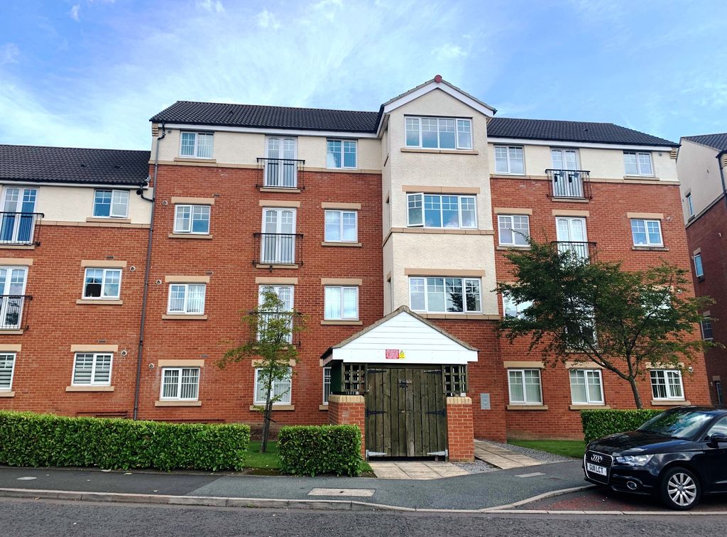 Property photo 1 of 8