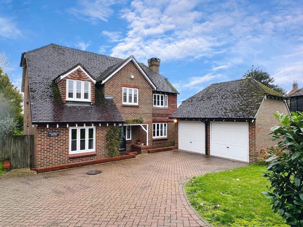Property photo 1 of 21