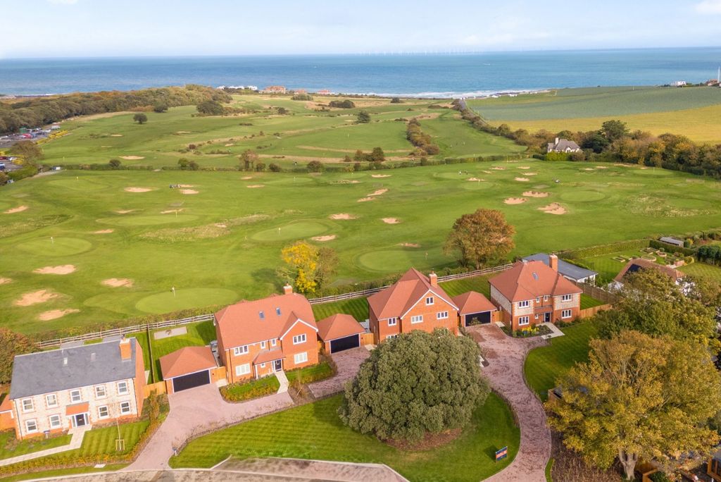 Property photo 2 of 12 View