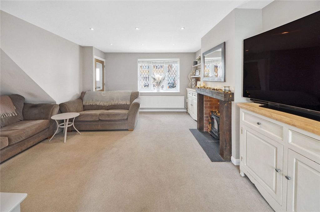 Property photo 3 of 35 Picture No. 15