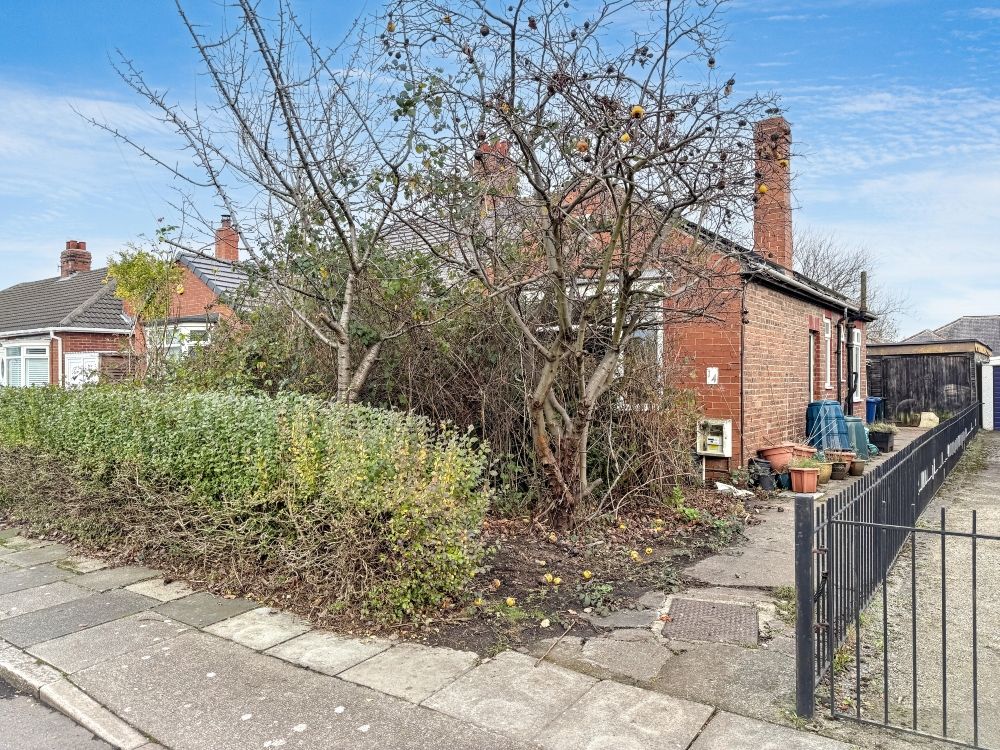 Property photo 2 of 18