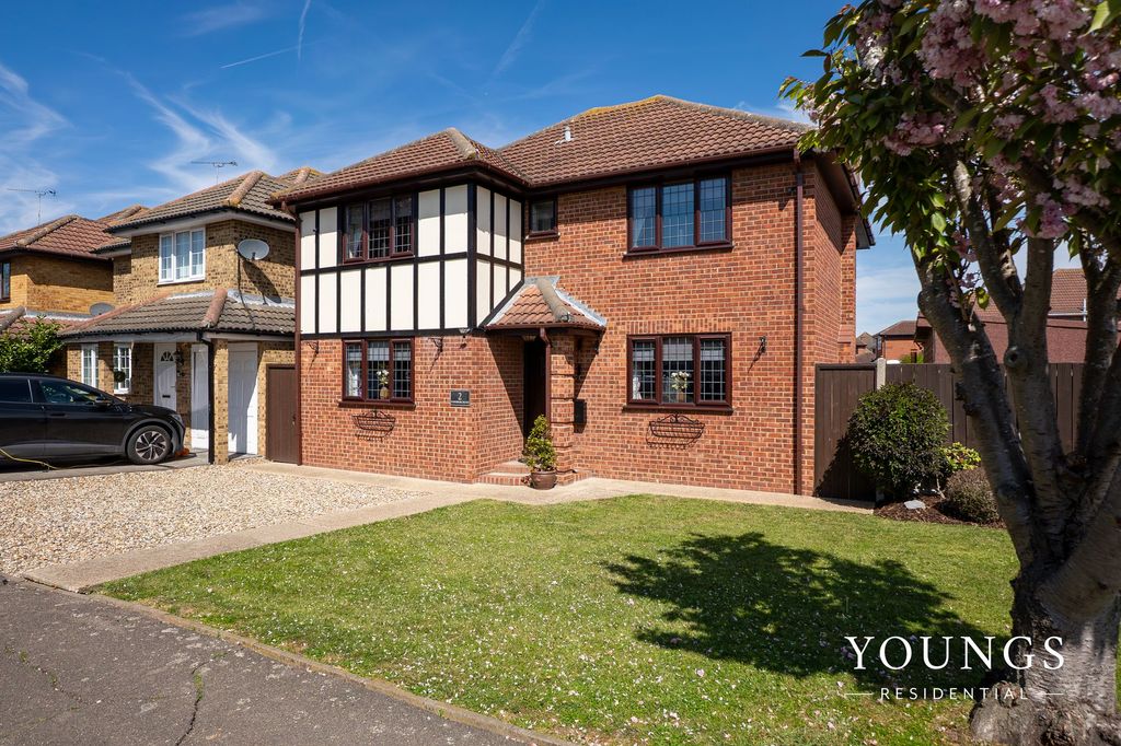 Property photo 1 of 31