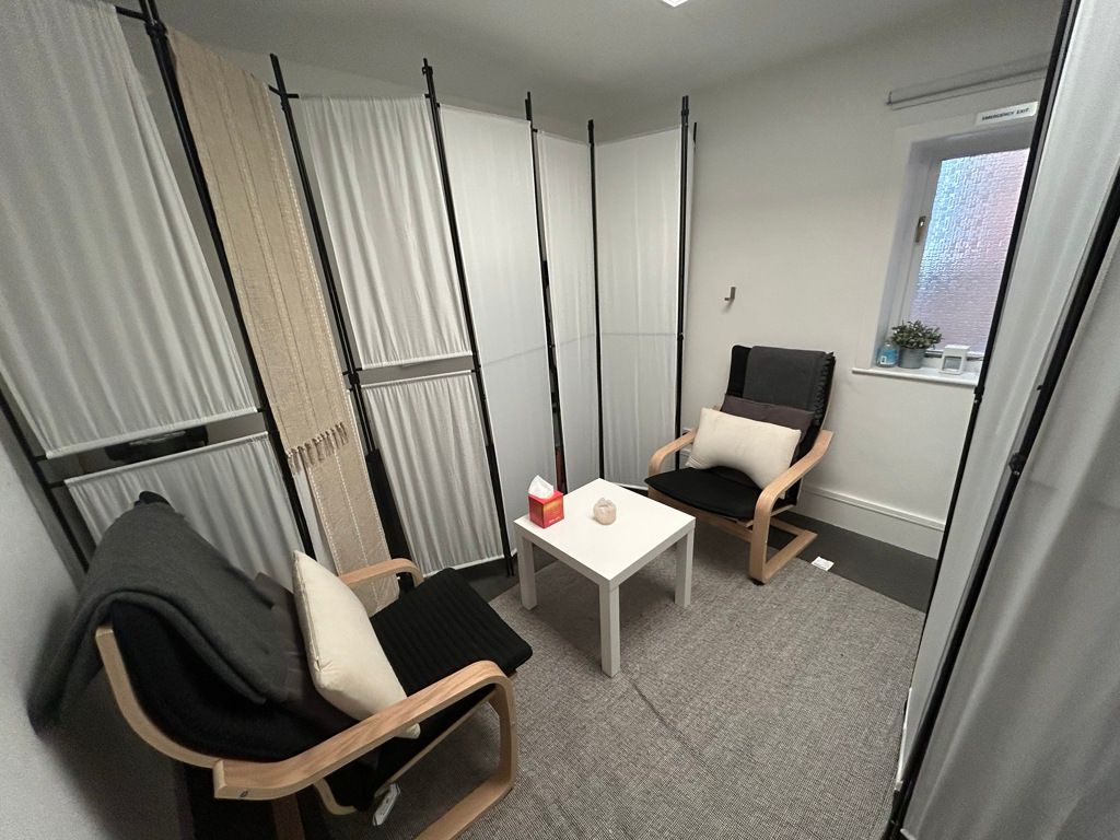 Property photo 2 of 7 Photo 1