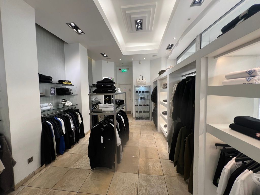 Property photo 3 of 8 Photo 2