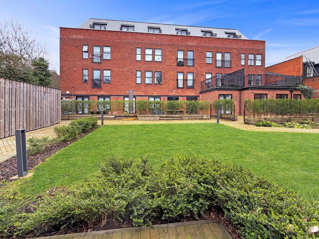 Property photo 1 of 10