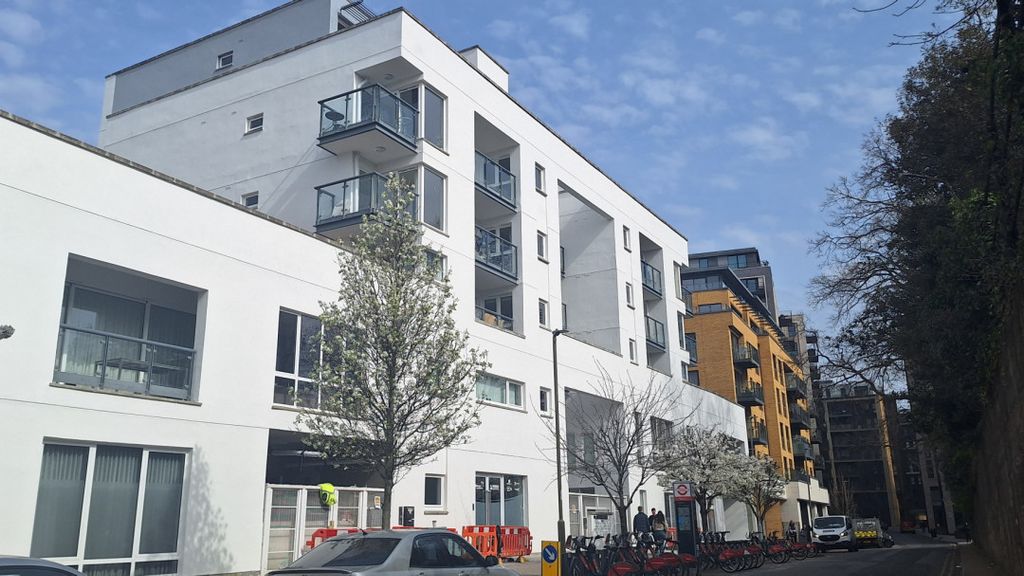 Property photo 1 of 12