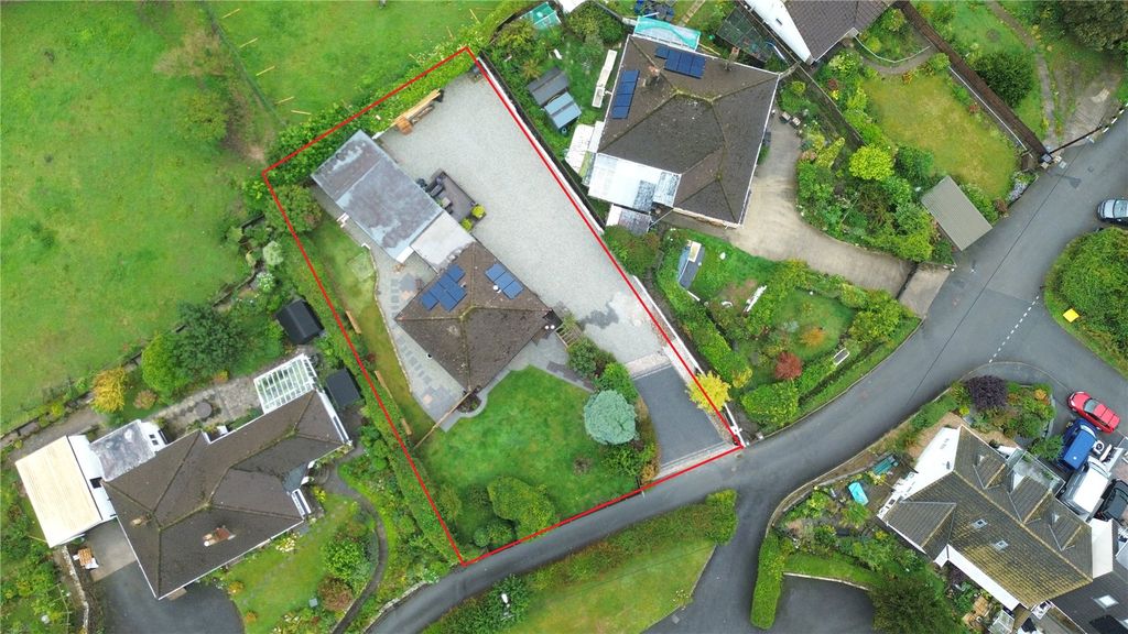 Property photo 1 of 27 Picture No. 35