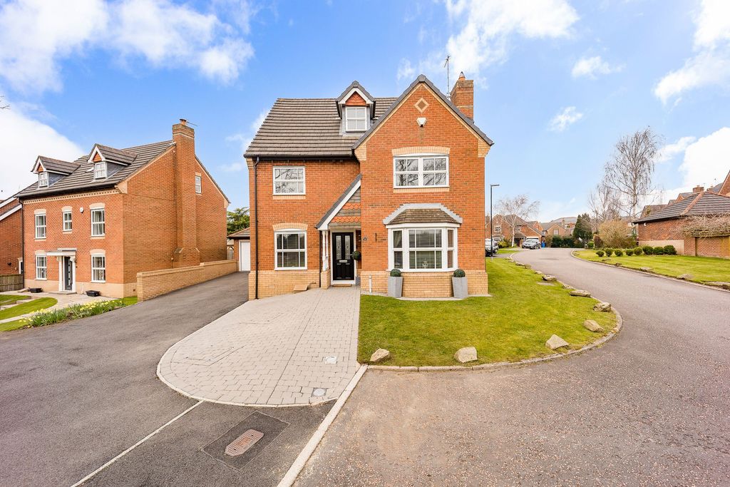 Property photo 1 of 55