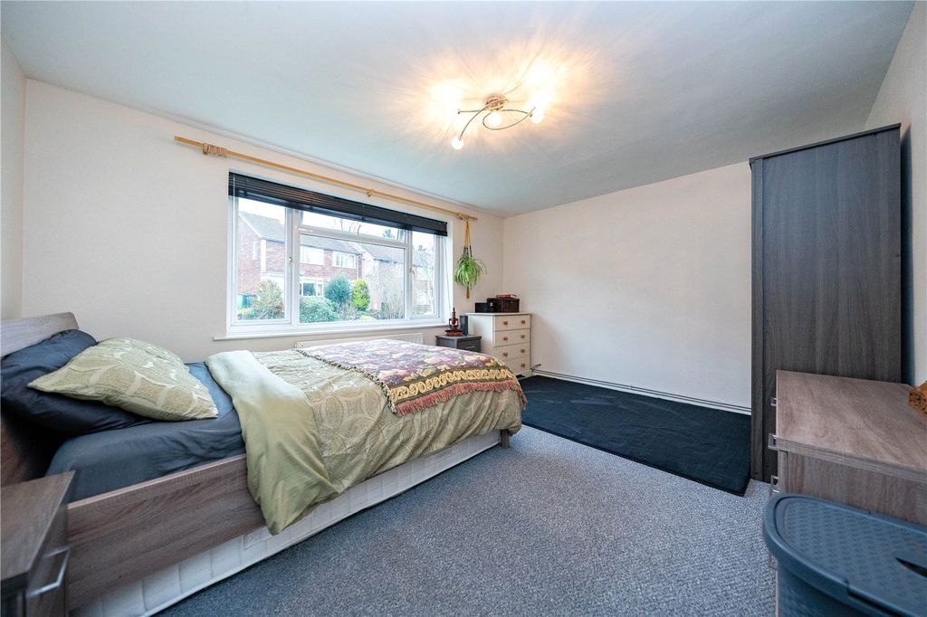 Property photo 2 of 11 Bedroom