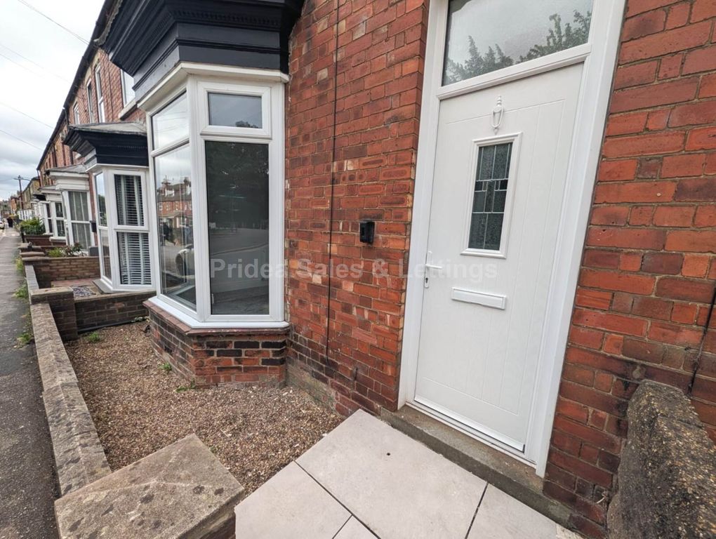 Property photo 2 of 23