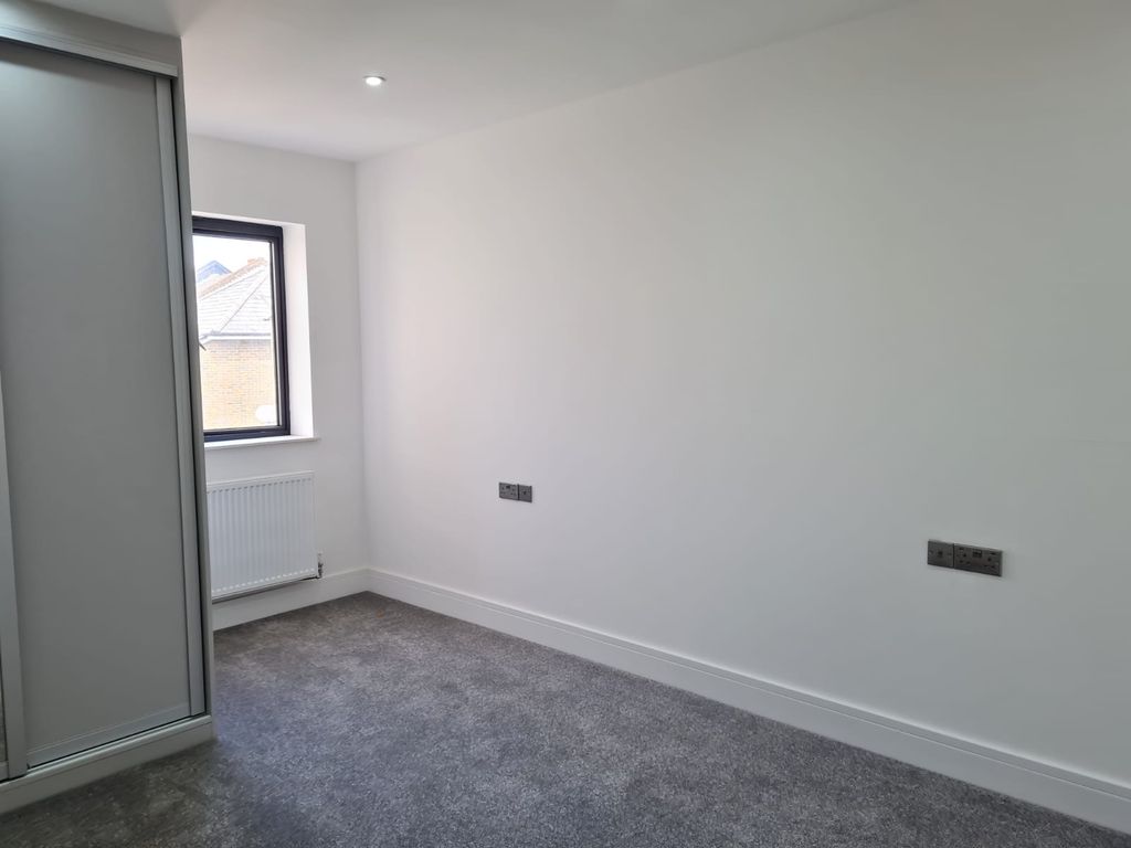 Property photo 3 of 5 Gallery