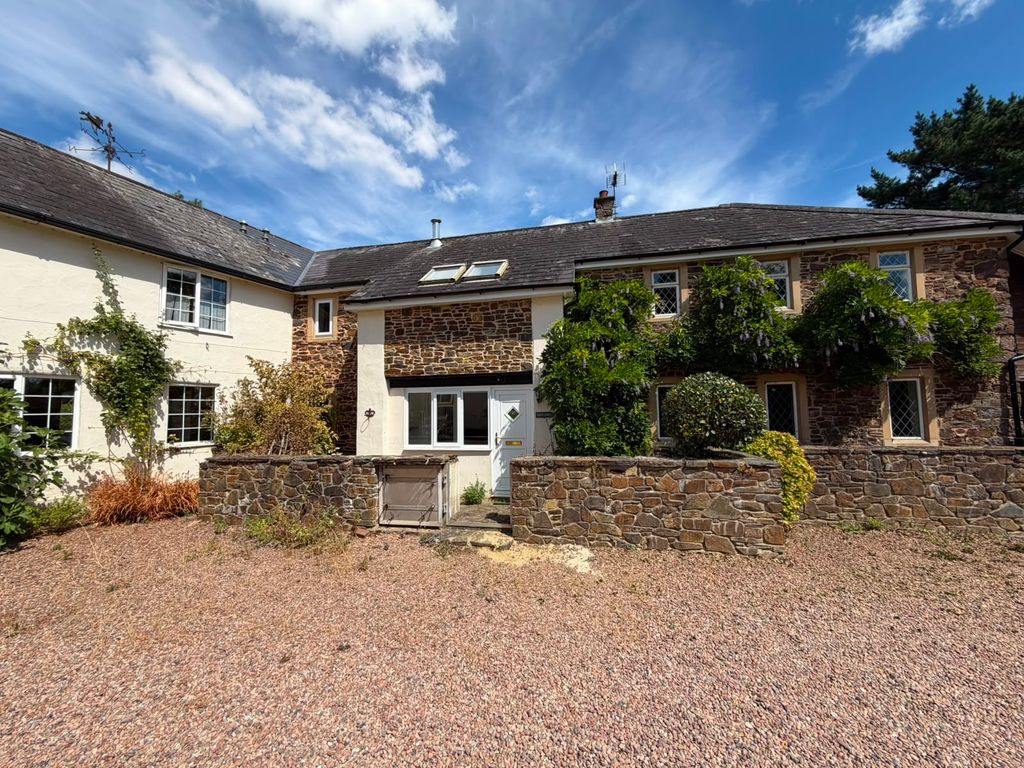 Property photo 1 of 29
