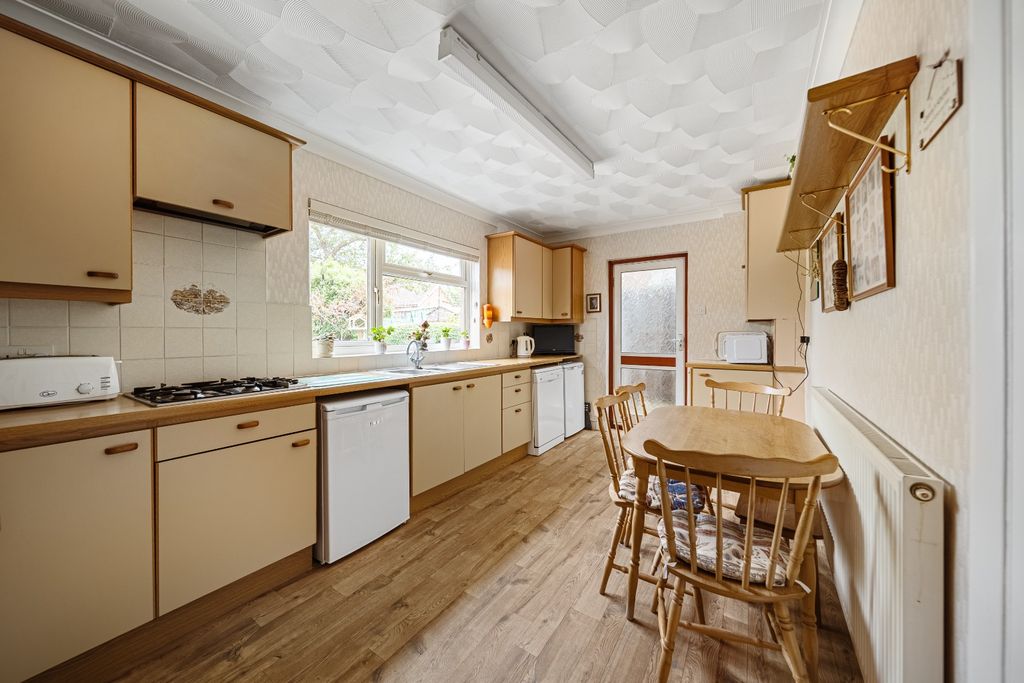 Property photo 3 of 20 4129833